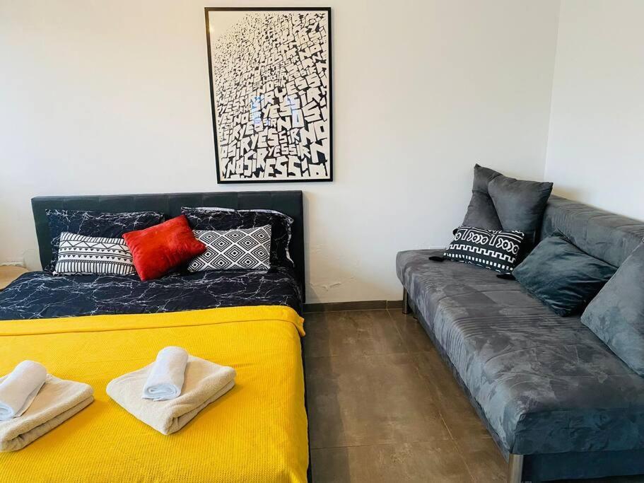 Apartamento Lovely Flat In The Center 36 Tel Aviv Exterior foto