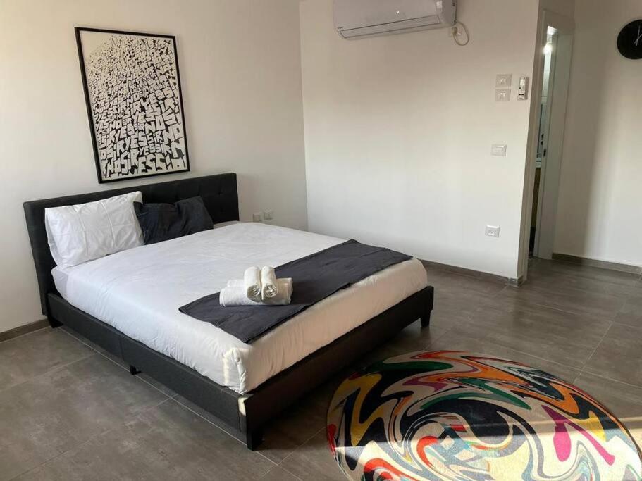 Apartamento Lovely Flat In The Center 36 Tel Aviv Exterior foto